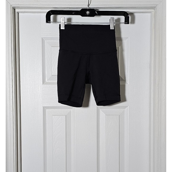 Lululemon High Rise Biker Short Size 0 Black Inseam 6" - Picture 1 of 5